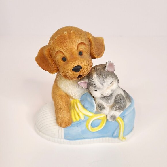 Vintage 1992 San Francisco Music Box Co. Dog and Cat in a Shoe - Picture 1 of 5